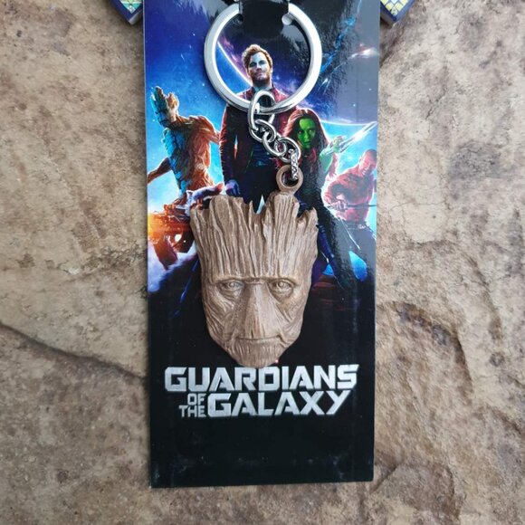 Groot Marvel Guardians of The Galaxy Key Chain Keyring Handbag Charm Accessory - Picture 2 of 3
